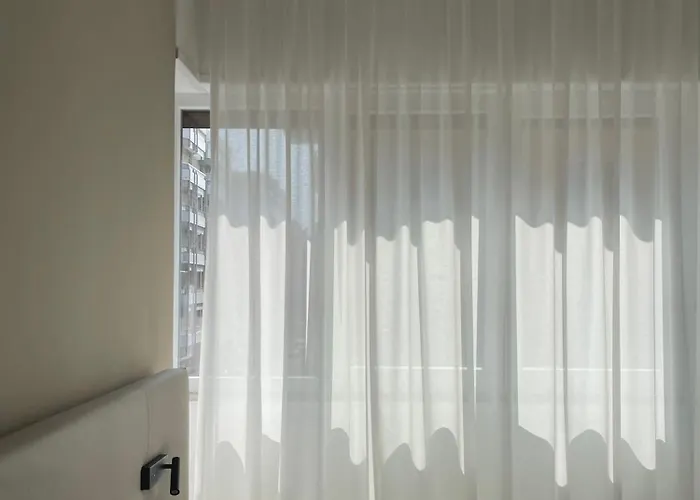 Moma Urban 3*